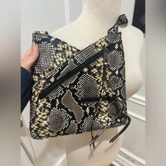 Joe’s snakeskin crossbody bag - Picture 3 of 7